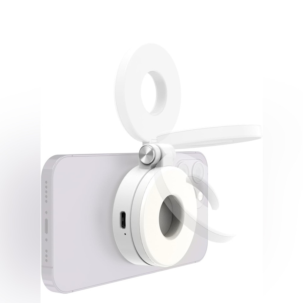 - KraftGeek Magnetic Selfie Light